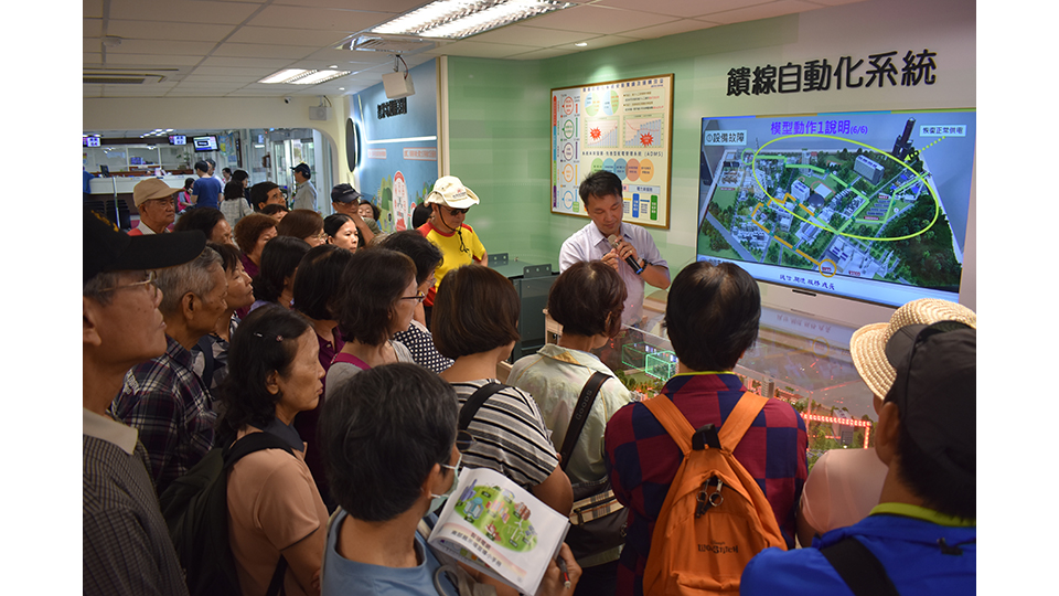 鳳山區處提供導覽服務，是介紹電力系統與節能觀念的知識補給站。